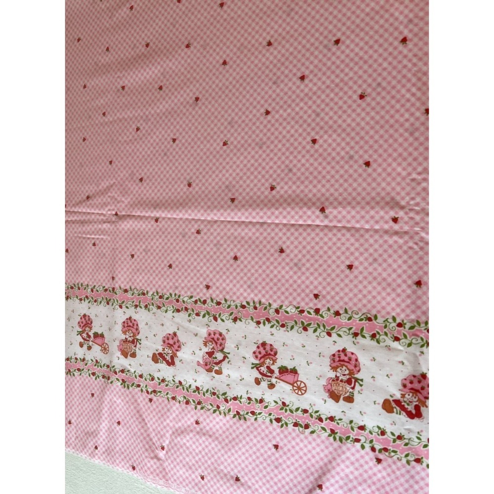 Border Fabric VTG 1982 Strawberry Shortcake Springs Ind. American Greetings BTY